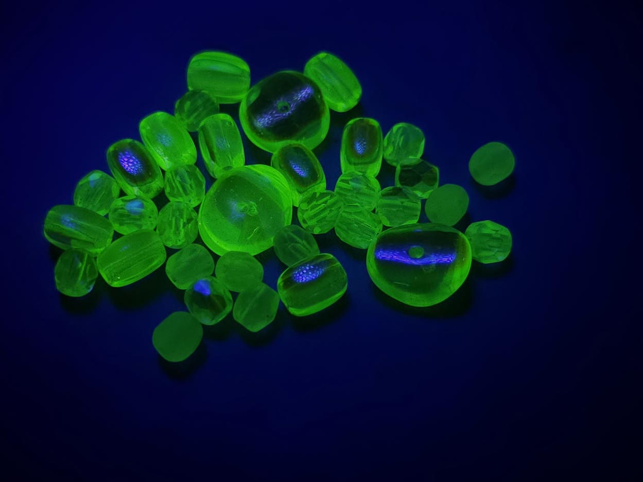 Uranium glass bead soup