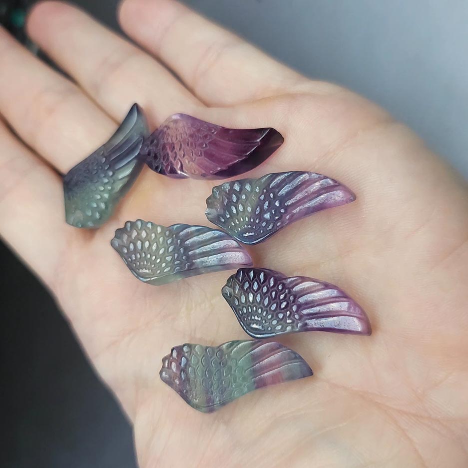 Fluorite - wing carving - 30 mm