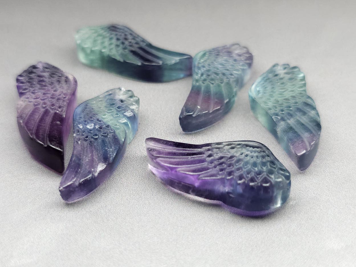 Fluorite - wing carving - 30 mm