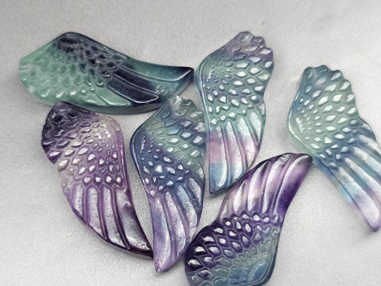 Fluorite - wing carving - 30 mm