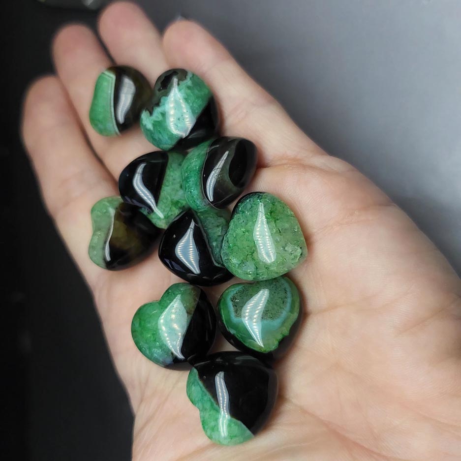 Agate - green puffy heart - 20 mm