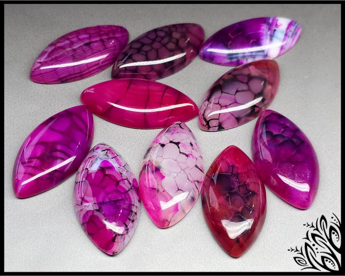 Agate mauve dragon veins cabochon - marquise - 40 mm