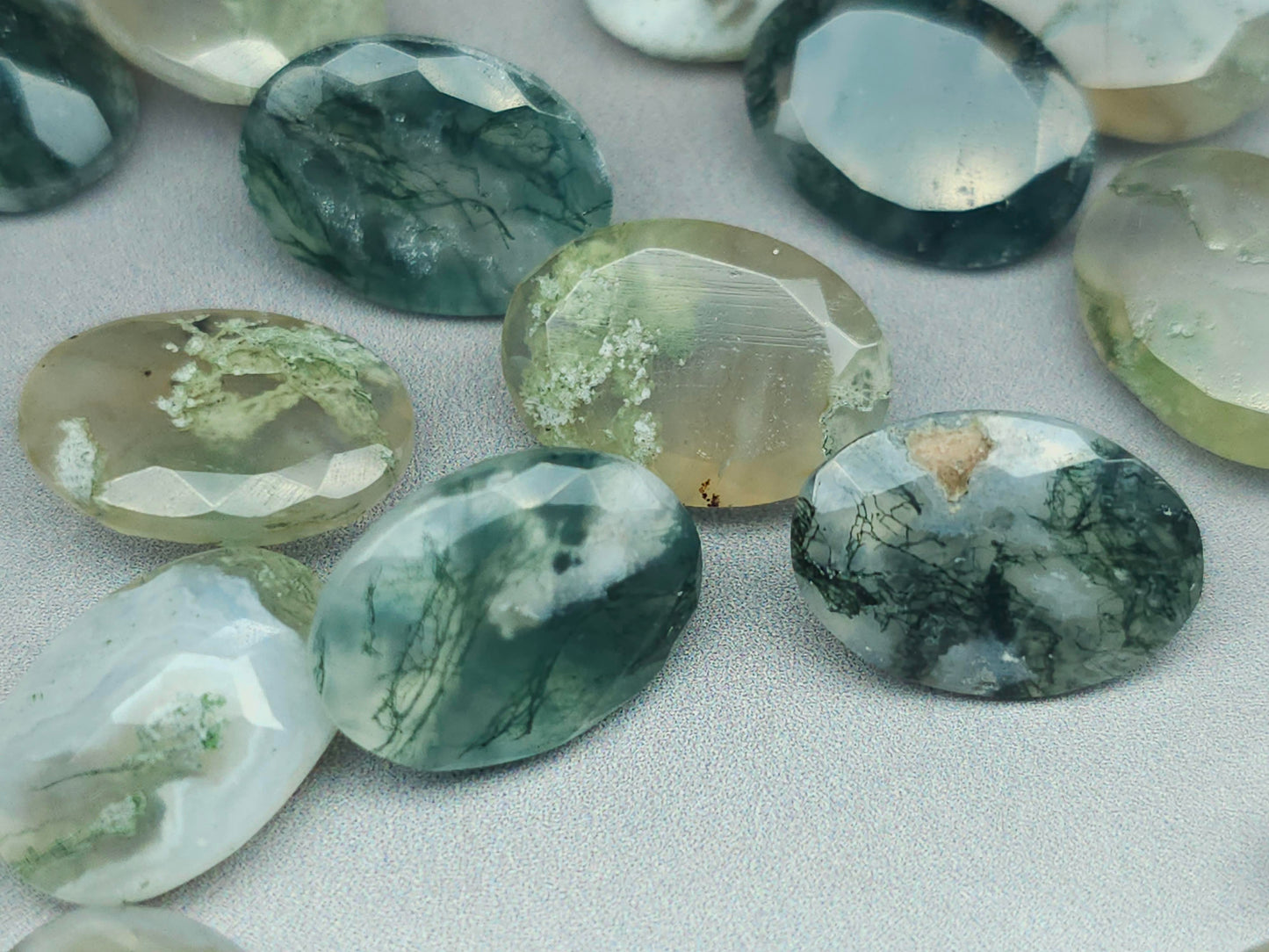 Moss agate - round facet cut - various sizes