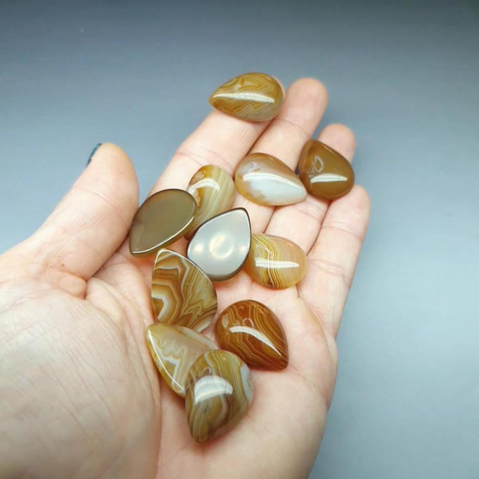 Agate light brown striped cabochon - pear - 25 mm