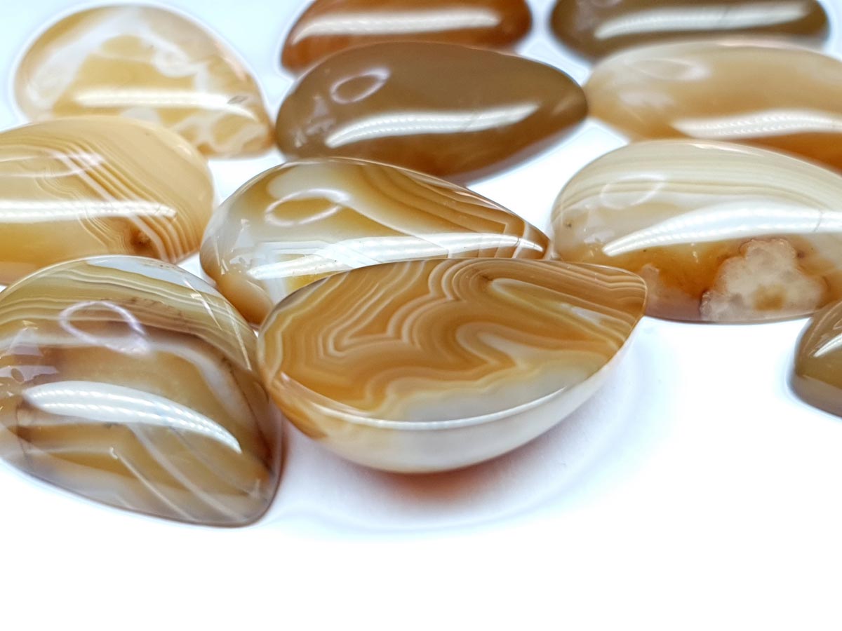 Agate light brown striped cabochon - pear - 25 mm