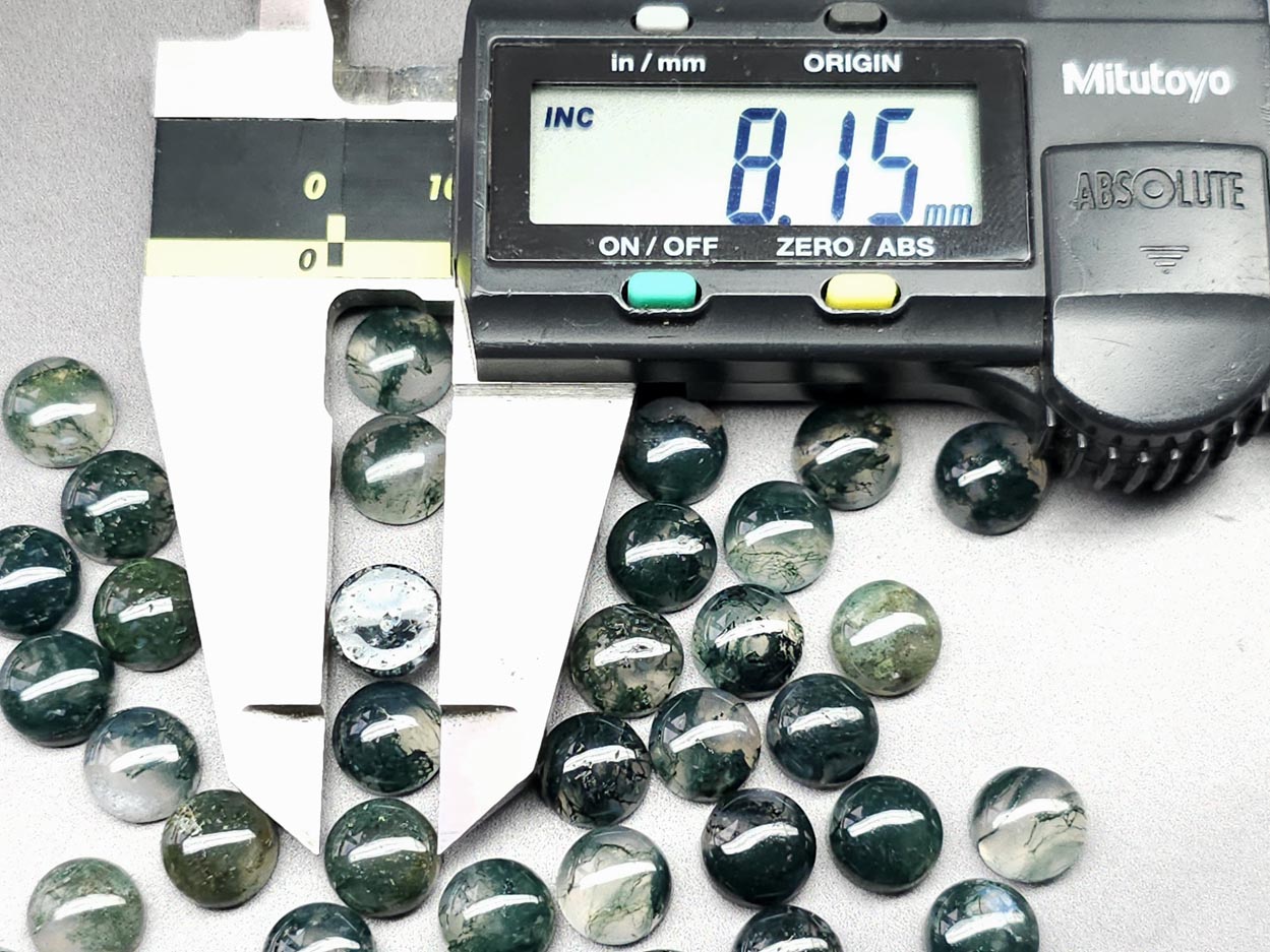 Moss agate cabochon - round - 8 mm
