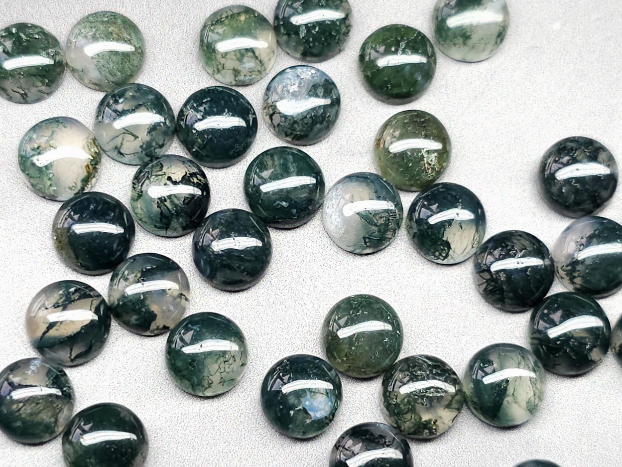Moss agate cabochon - round - 8 mm