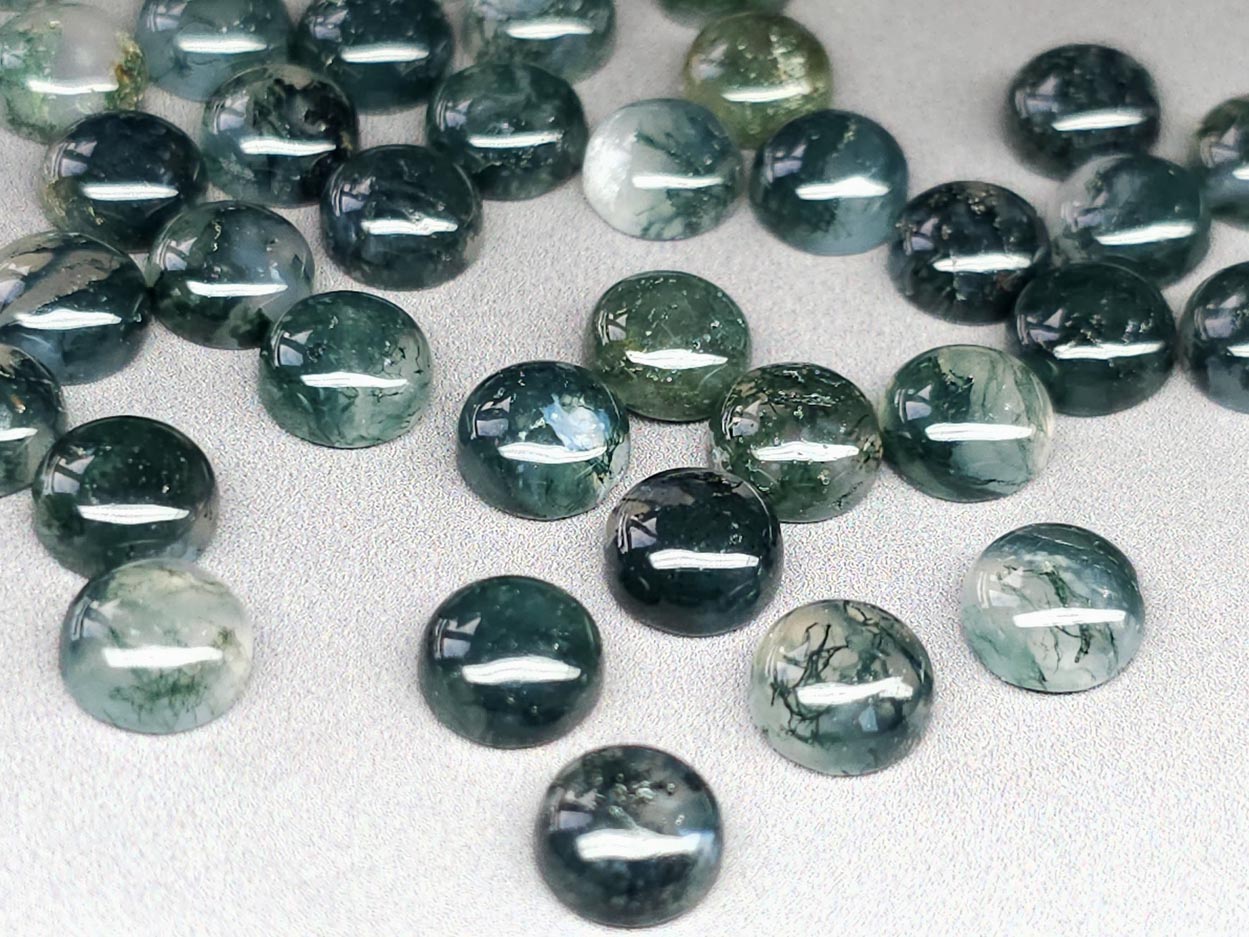 Moss agate cabochon - round - 8 mm