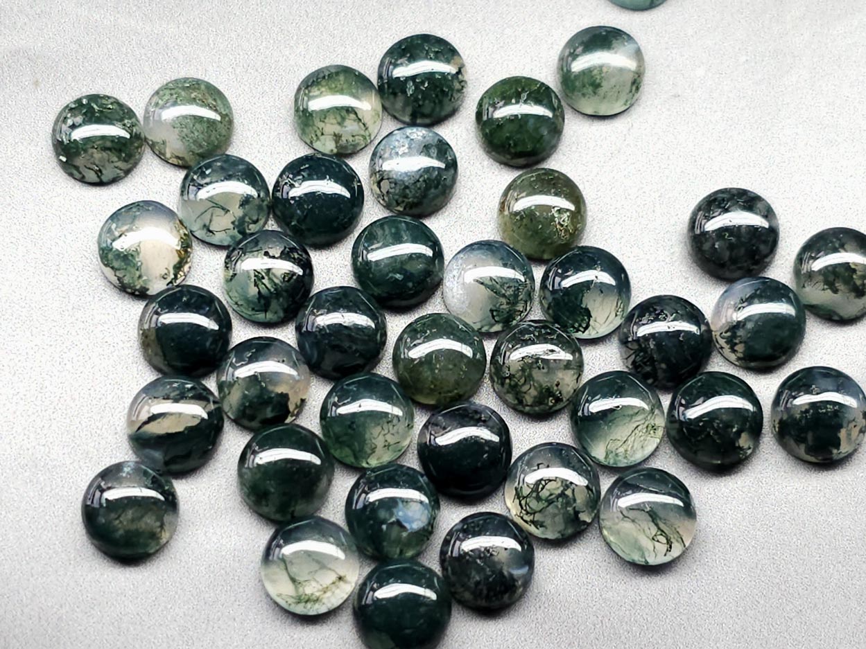 Moss agate cabochon - round - 8 mm