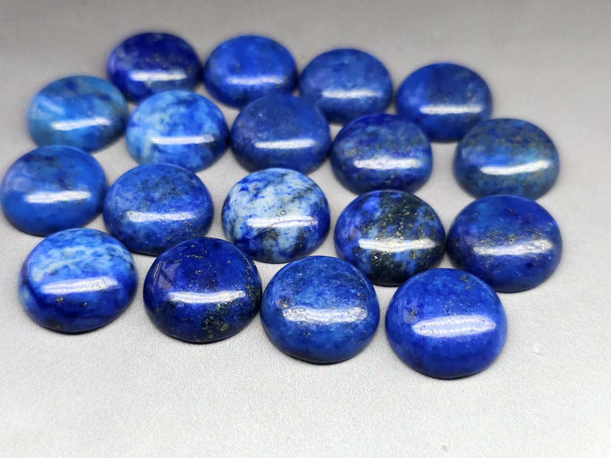 Lapis lazuli cabochon - round - 16 mm