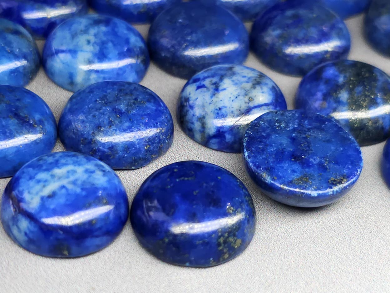 Lapis lazuli cabochon - round - 16 mm