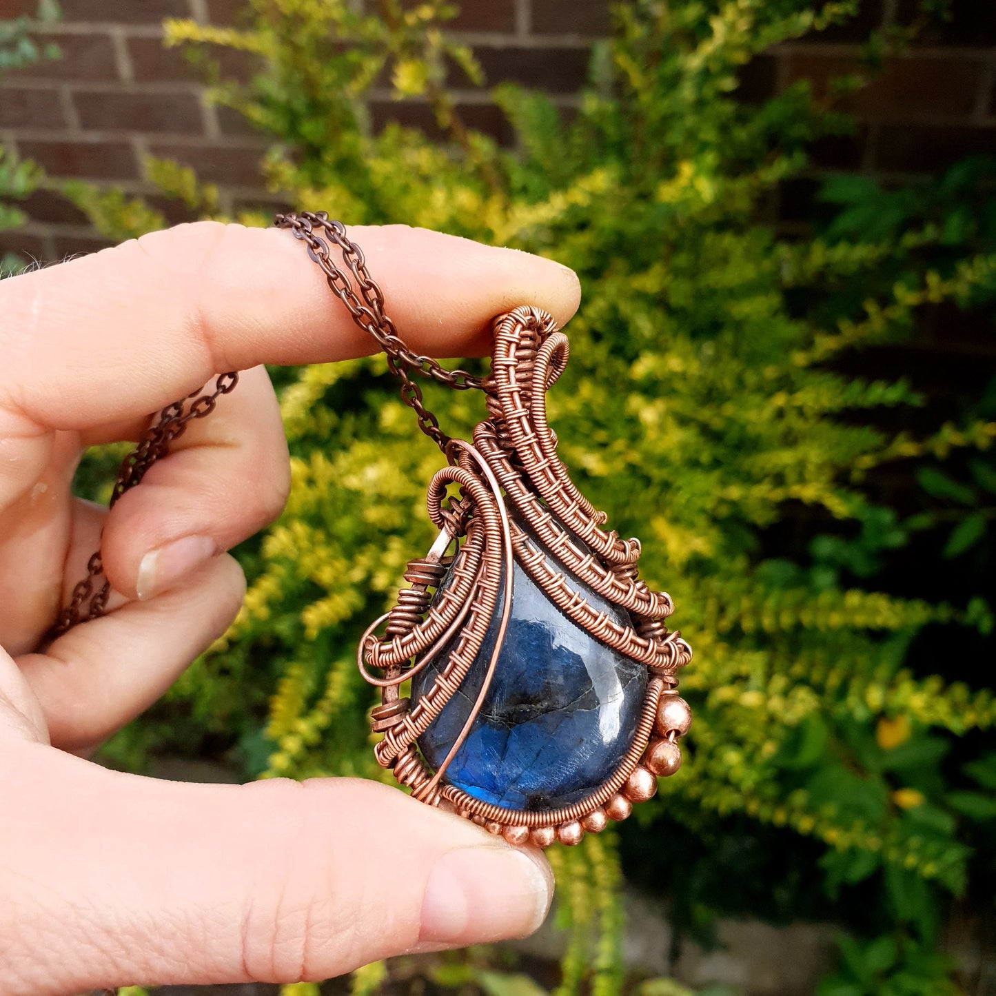 KIT + TUTORIAL - Blue lagoon - wire weave/wire wrap pendant
