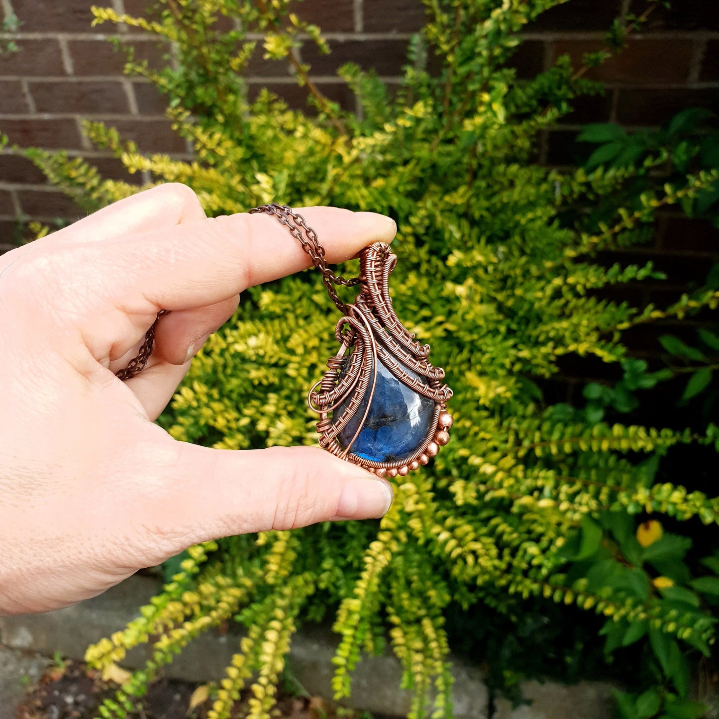 KIT + TUTORIAL - Blue lagoon - wire weave/wire wrap pendant