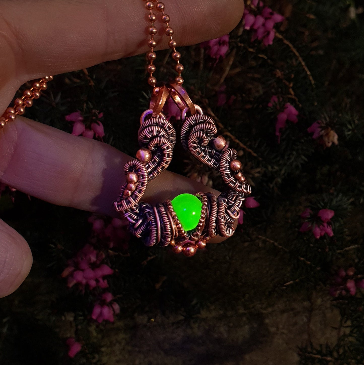 Kit + VIDEO tutorial - 'NOVA' wire weaving pattern - necklace tutorial - wire pendant
