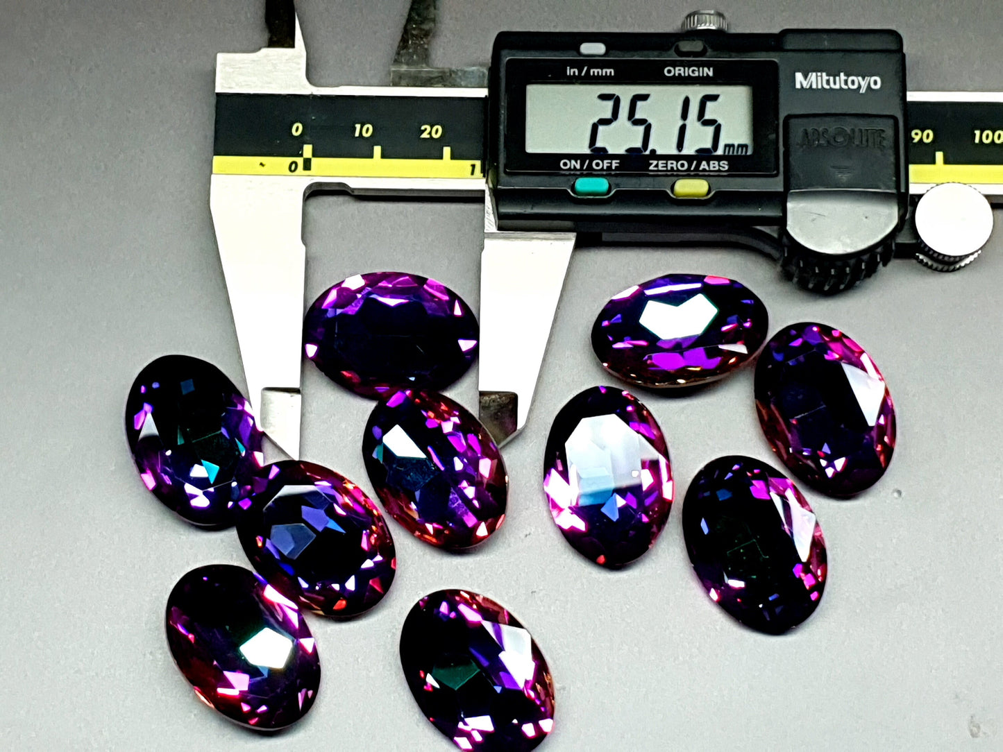Glass crystal - Oval - 18 mm - Plum AB
