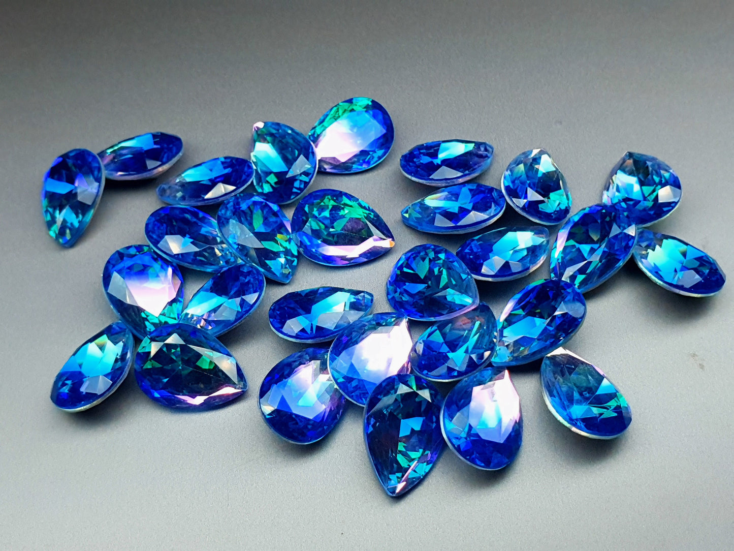 Glass crystal - Pear - 25 mm - Blue ombre