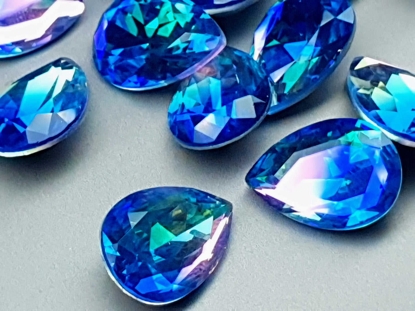 Glass crystal - Pear - 25 mm - Blue ombre