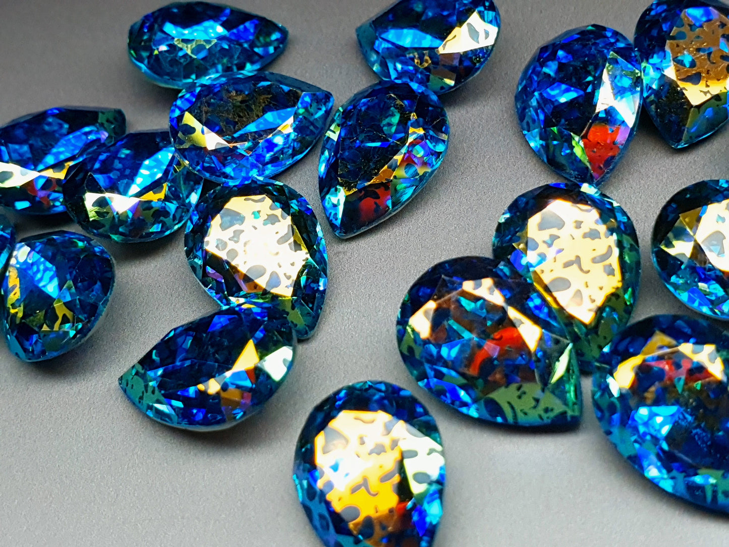Glass crystal - Pear - 18 mm - Turquoise leopard