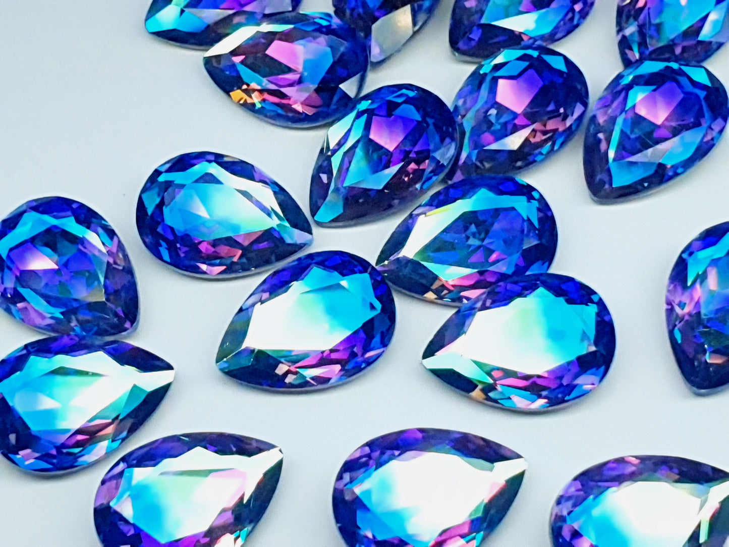 Glass crystal - Pear - 18 mm - Blue ombre