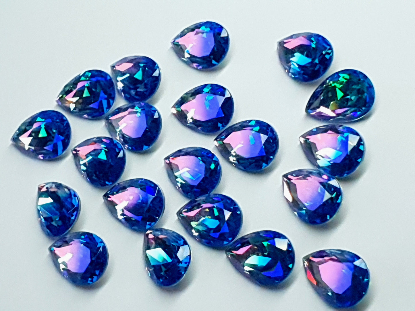 Glass crystal - Pear - 18 mm - Blue ombre