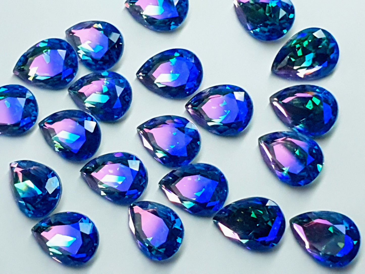 Glass crystal - Pear - 18 mm - Blue ombre