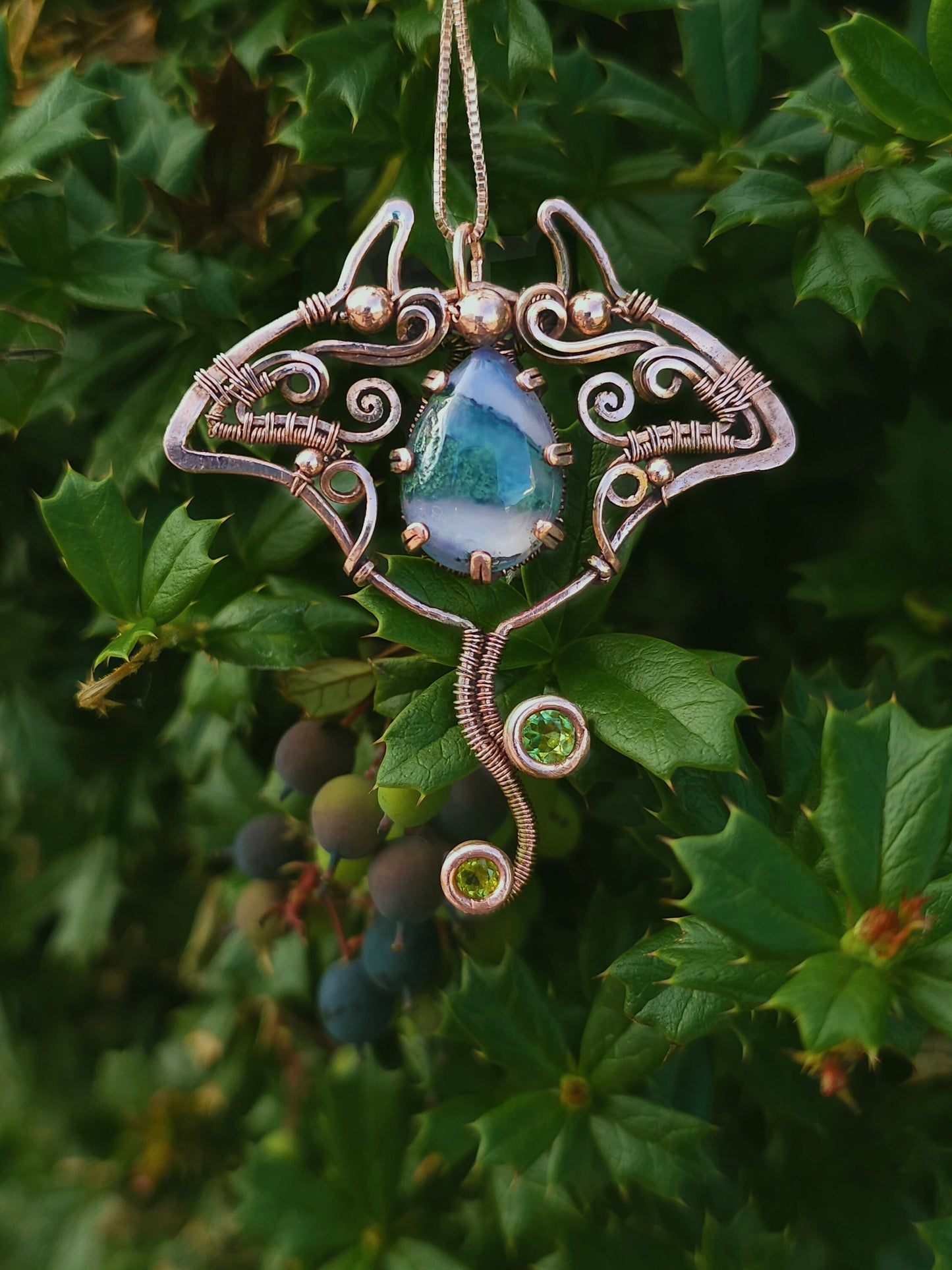 Manta ray copper pendant with moss agate & peridot