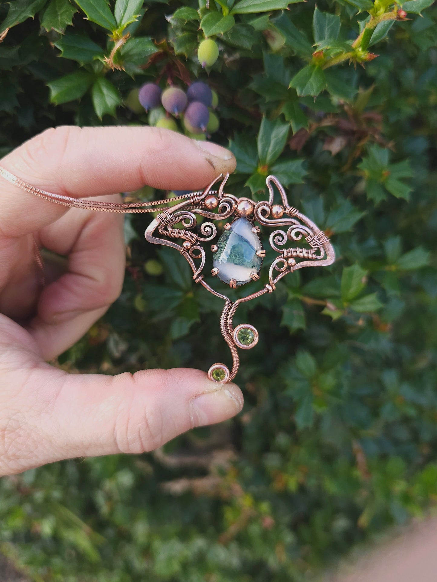 Manta ray copper pendant with moss agate & peridot