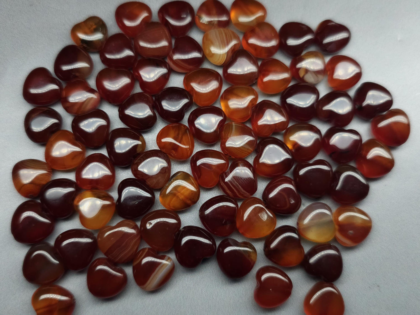 Agate heart - drilled - 10 mm