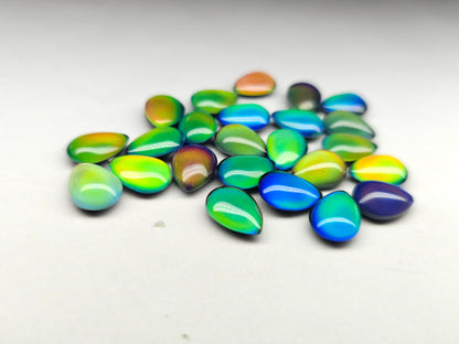 Mood stone - pear - 14 mm - colour change cabochon - Imbali Crafts