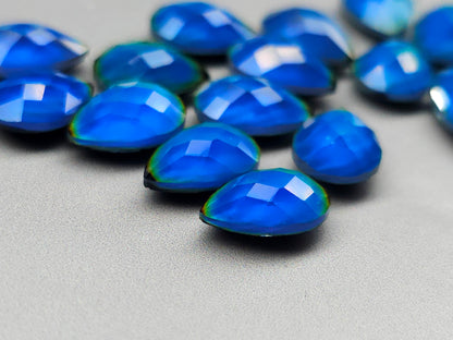 Mood stone - faceted pear - 10 mm - colour change cabochon - Imbali Crafts