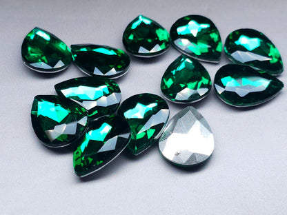 Emerald green faceted point back pear glass rhinestone