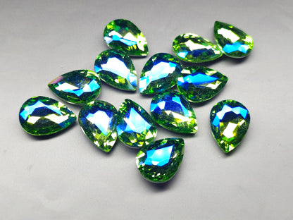 Glass crystal - pear - 25 mm - Peridot green