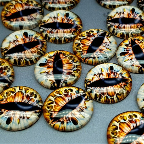 Round glass cabochons