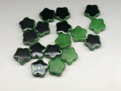 Mood stone - star beads - 14 mm - forest green