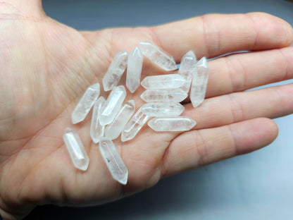 quartz crystal points - Imbali Crafts