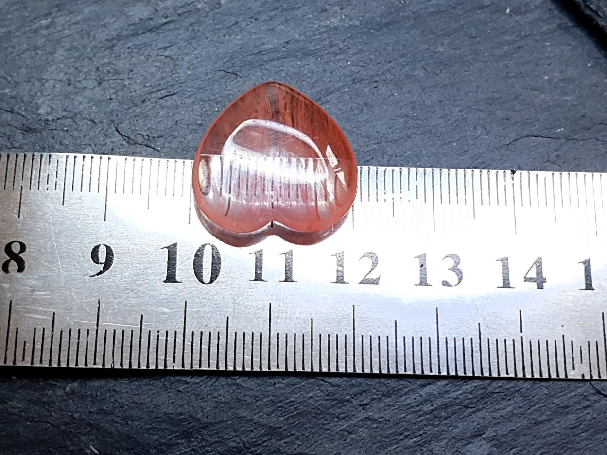 Quartz - cherry - heart - 20 mm