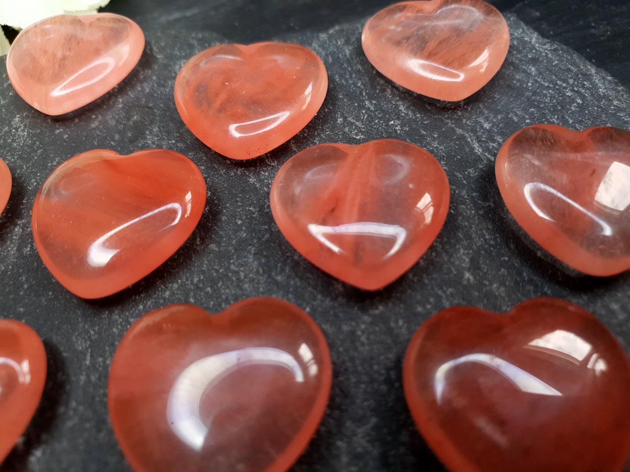 Quartz - cherry - heart - 20 mm