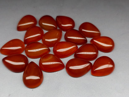 Carnelian cabochon - pear - 18 mm