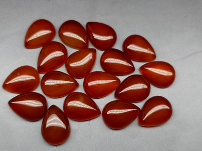 Carnelian cabochon - pear - 18 mm