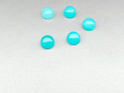 Jade - aqua cabochon - round - 6 mm
