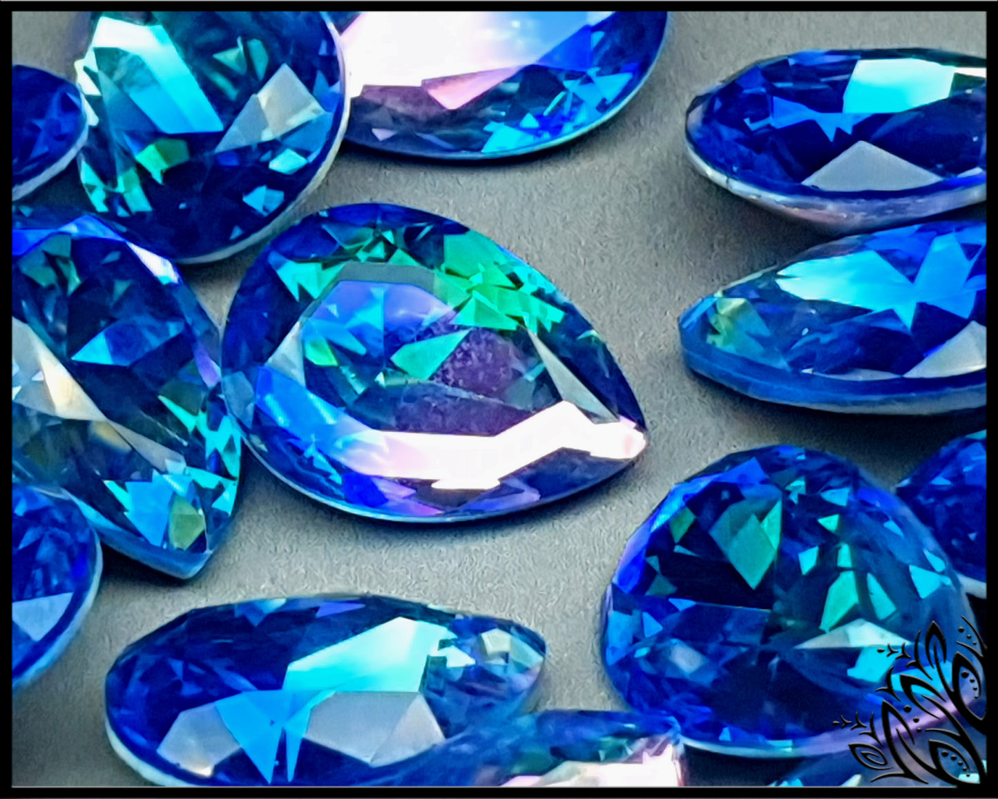 Glass crystal - Pear - 25 mm - Blue ombre