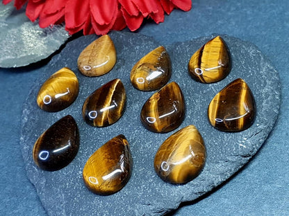 Tigers eye - pear - 25 mm
