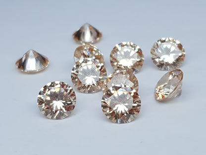 Cubic zirconia - Champagne - 8 mm - round faceted cut