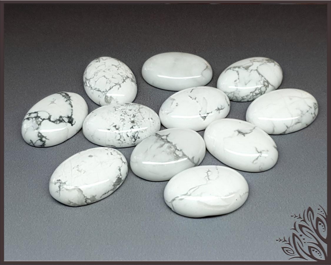 GSO054 - Howlite white - 25x18mm - oval imbali crafts