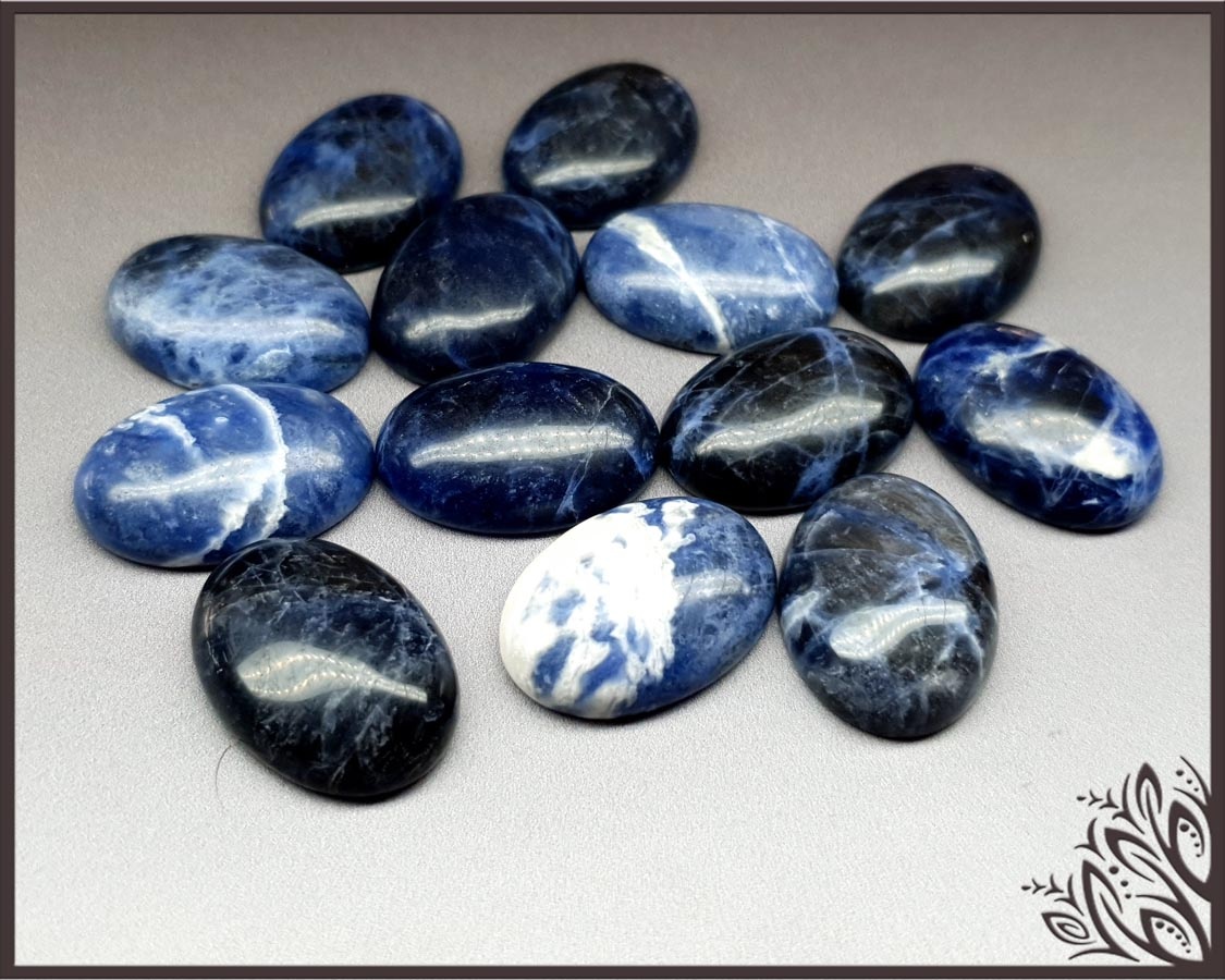 GSO056 - Sodalite - 25x18mm - oval imbali crafts